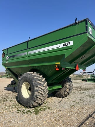 2022 J&M 1051-22 Equipment Image0