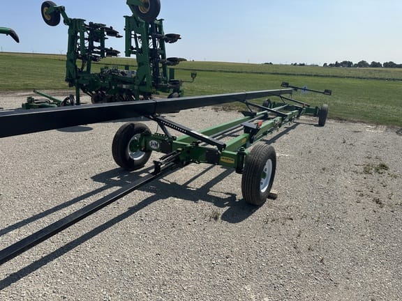 2022 J&M 4WS15 Equipment Image0