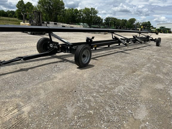 2022 J&M 4WS18 Equipment Image0