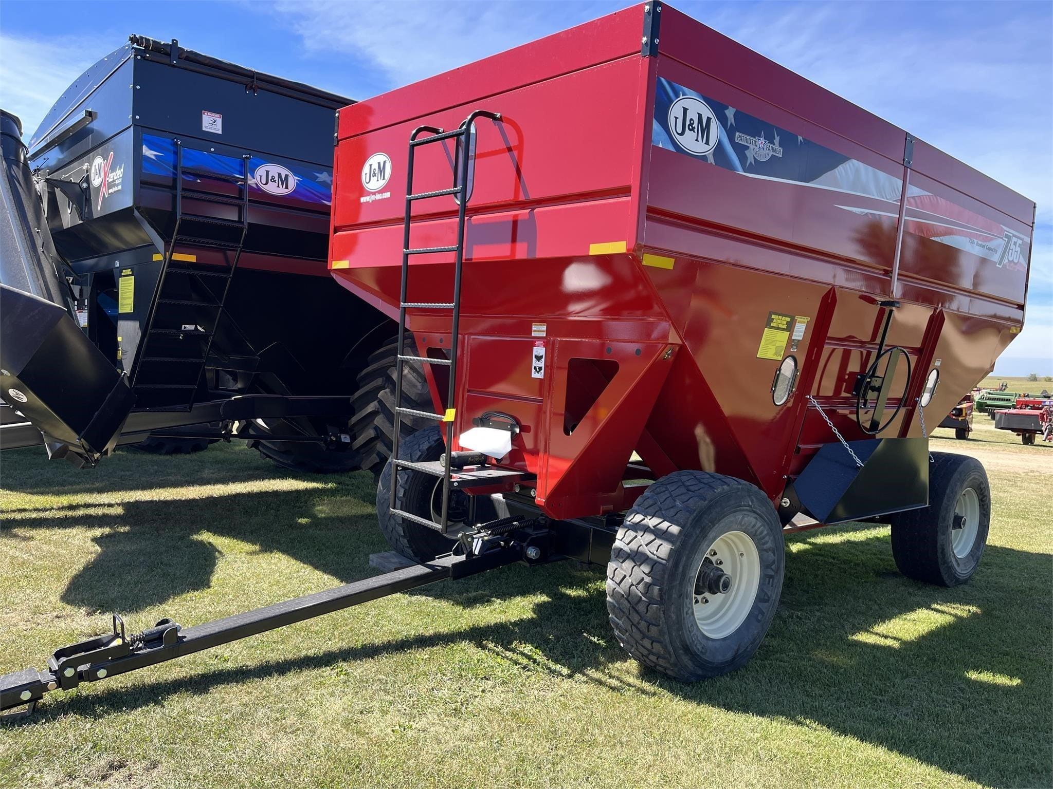 2022 J&M 755SD Equipment Image0