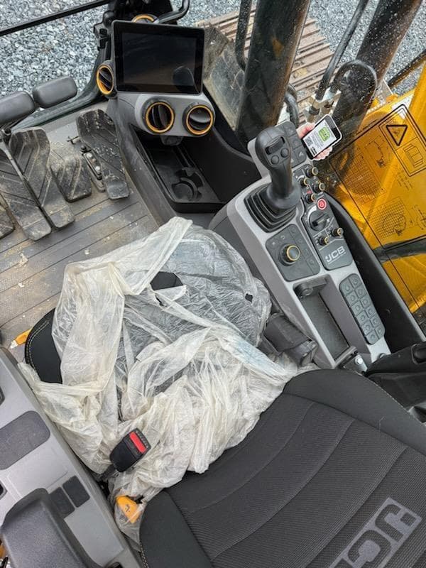 Image of JCB 131XLC equipment image 4