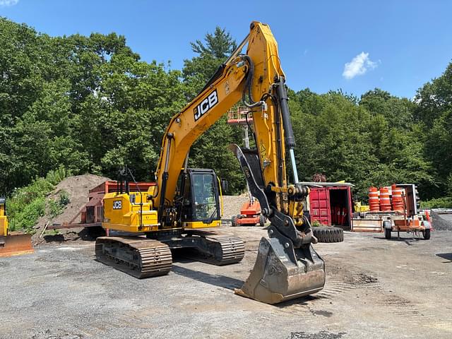 Image of JCB 220X LC equipment image 3