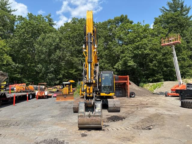 Image of JCB 220X LC equipment image 1