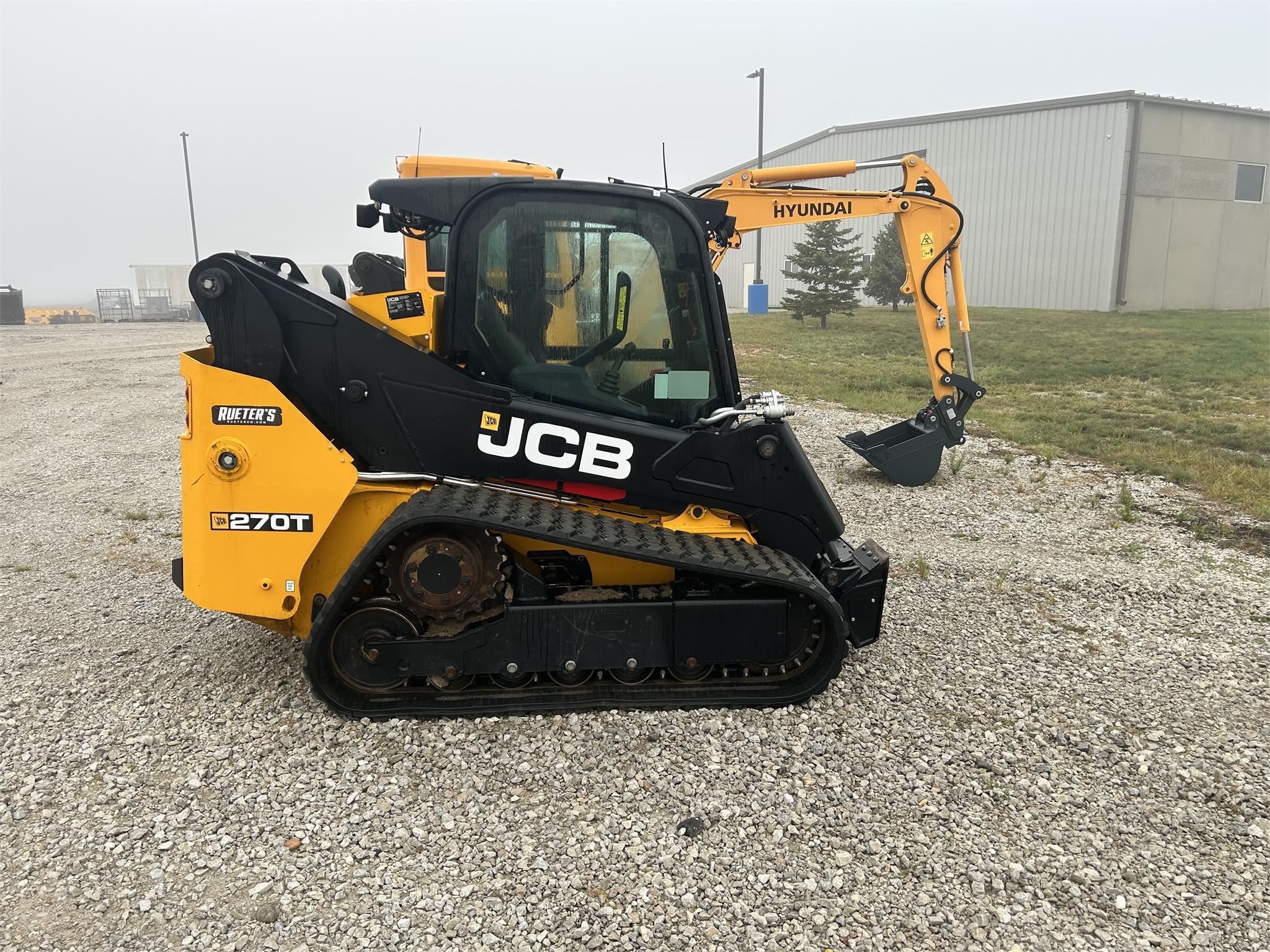 2022 JCB 270T Equipment Image0
