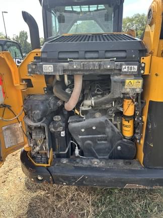 Image of JCB 3TS-8T equipment image 3