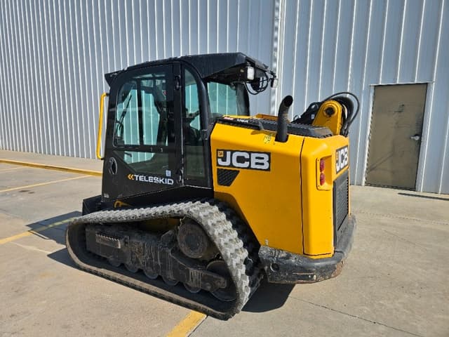 Image of JCB 3TS-8T equipment image 1