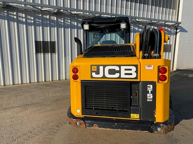 Image of JCB 3TS-8W equipment image 3