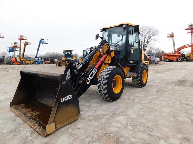 Image of JCB 407 equipment image 3