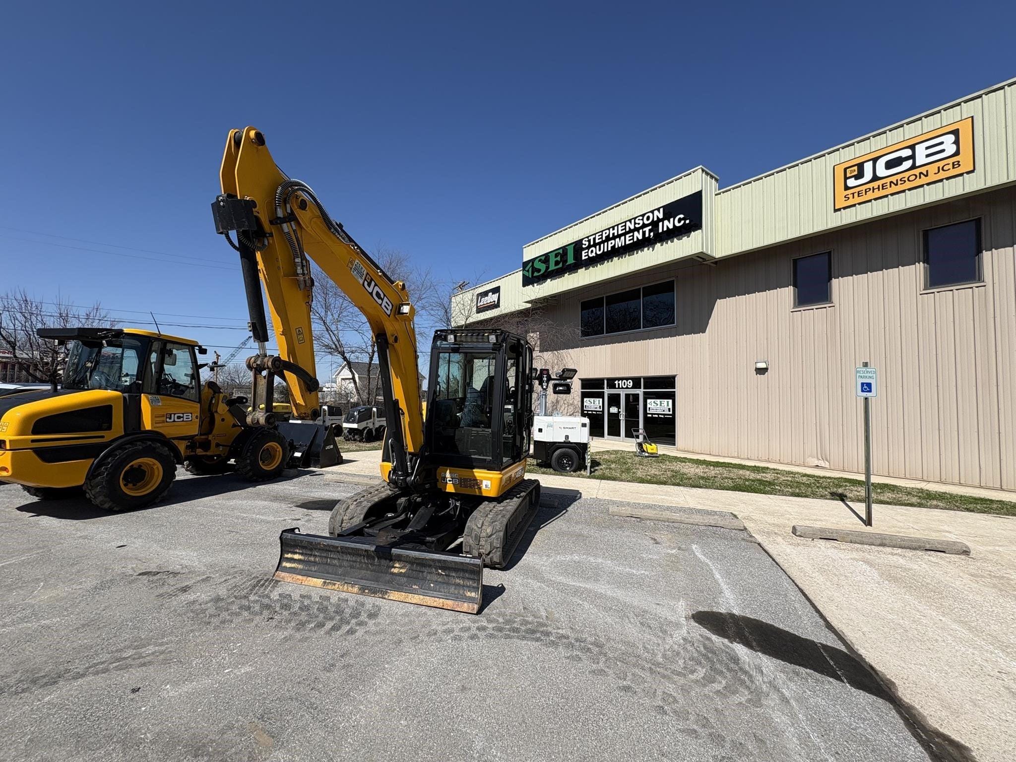 2022 JCB 48Z-1 Equipment Image0