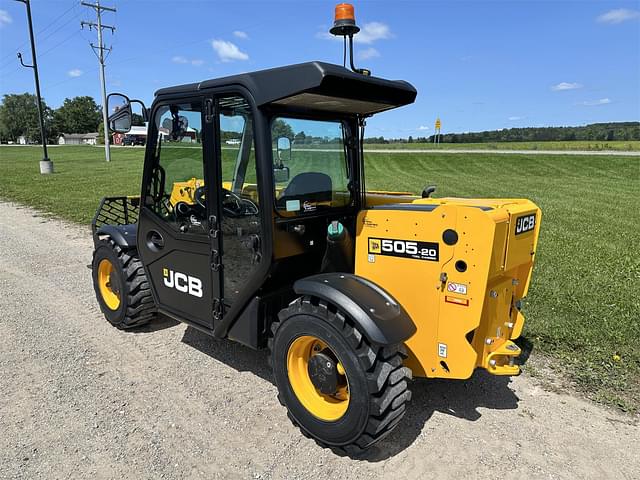 Image of JCB 505-20TC equipment image 3