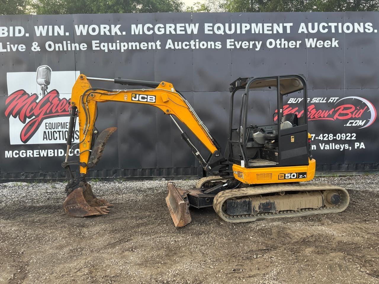2022 JCB 50Z-1 Equipment Image0