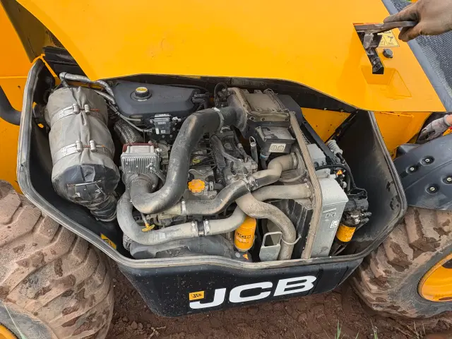 Image of JCB 510-55TC equipment image 2