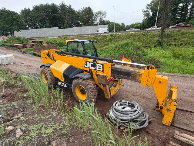 Image of JCB 510-55STC equipment image 4