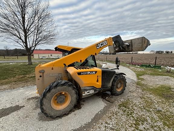 Image of JCB 525-60 equipment image 3