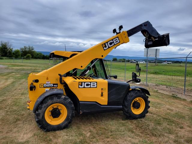 Image of JCB 525-60 Agri Plus equipment image 1