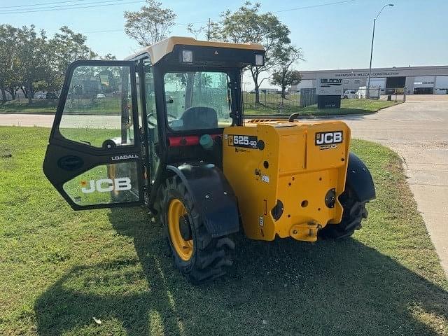 Image of JCB 525-60 equipment image 3