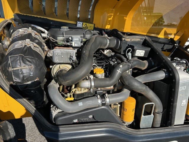 Image of JCB 538-60 Agri Plus equipment image 2