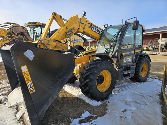 Image of JCB 542-70 Agri Plus equipment image 1