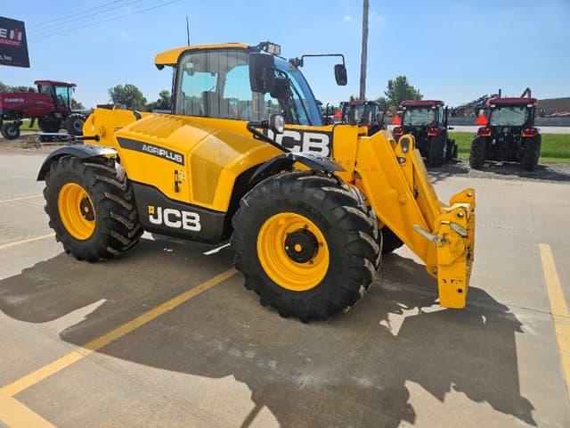 Image of JCB 542-70 Agri Plus equipment image 3