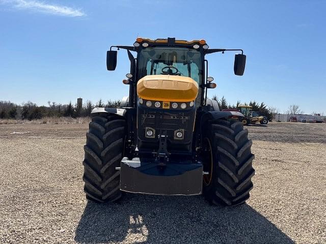 Image of JCB Fastrac 8330 Image 1
