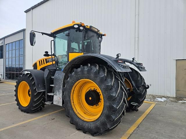 Image of JCB Fastrac 8330 equipment image 4