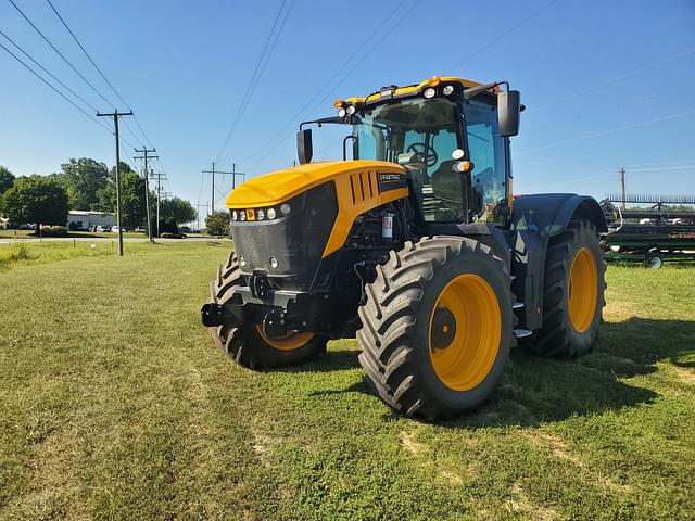 Image of JCB Fastrac 8330 equipment image 4