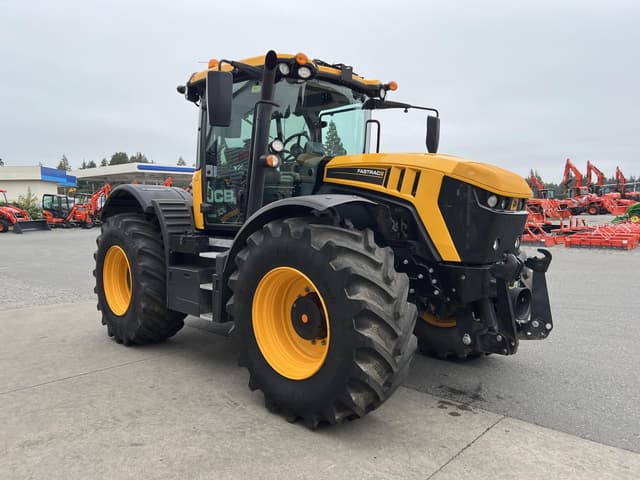 Image of JCB Fastrac 4220 equipment image 3