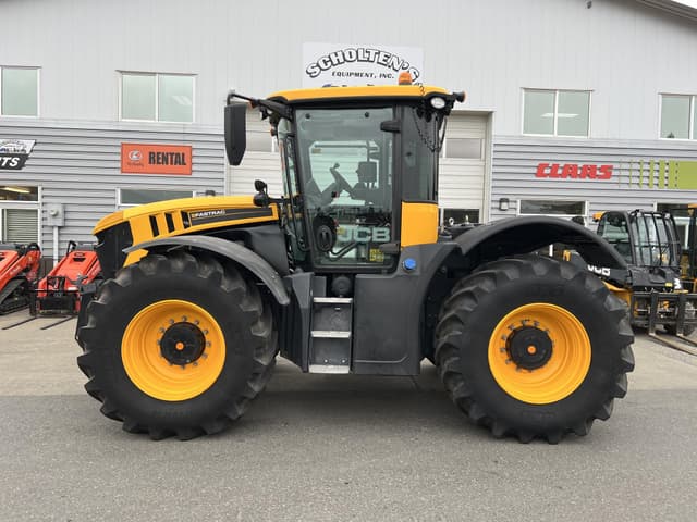 Image of JCB Fastrac 4220 equipment image 1