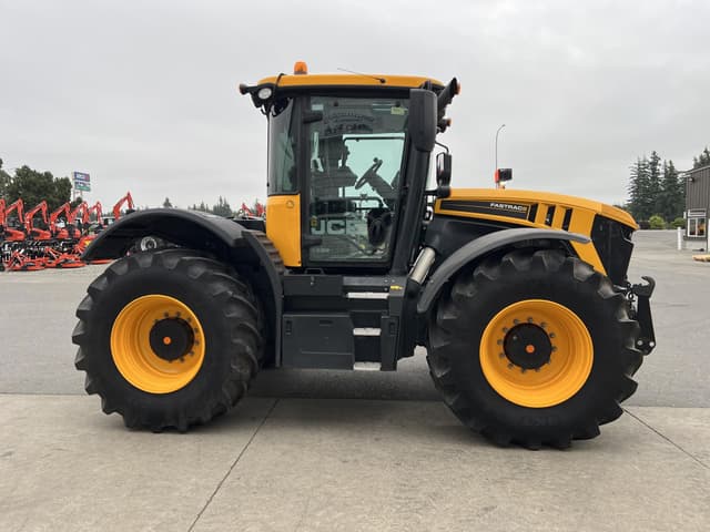 Image of JCB Fastrac 4220 equipment image 4
