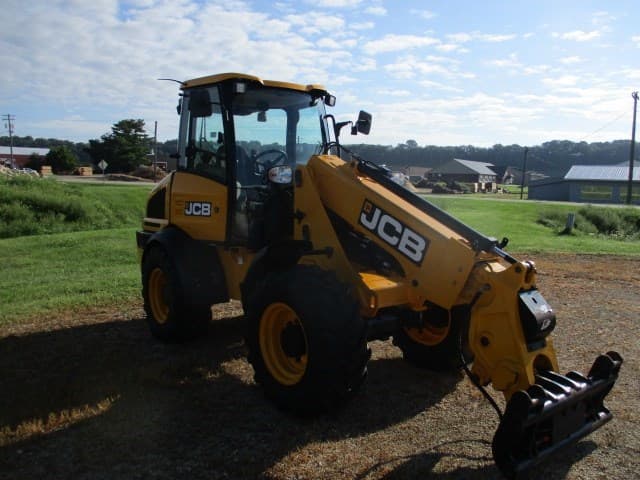 Image of JCB TM220 Agri equipment image 4