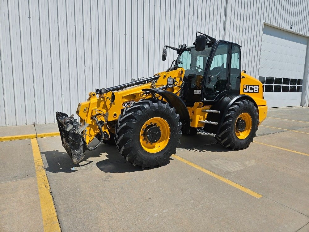 Main image JCB TM420