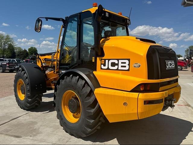 Image of JCB TM420 equipment image 2