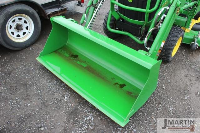 Image of John Deere 1025R equipment image 4