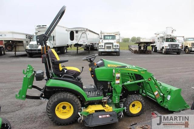 Image of John Deere 1025R equipment image 2