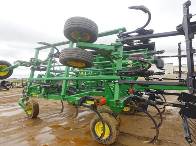 Image of John Deere 2430 equipment image 4