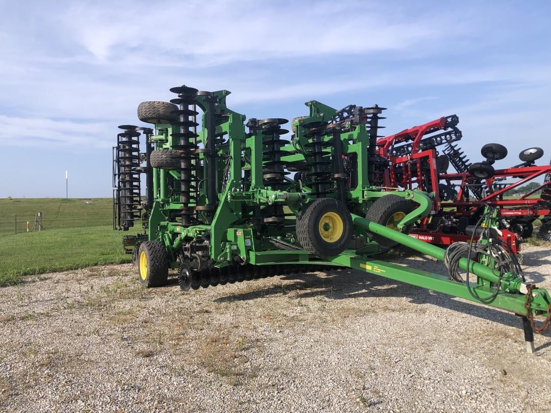 Image of John Deere 2660VT Primary image