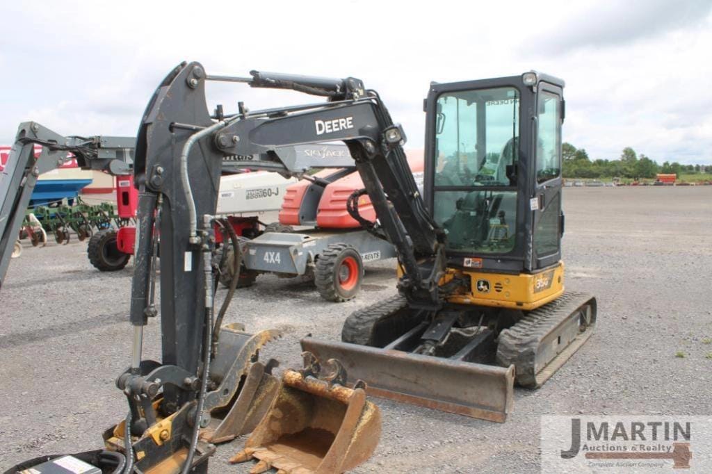 2022 John Deere 35G Equipment Image0