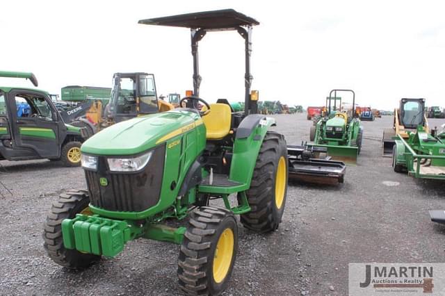 Image of John Deere 4052M equipment image 1