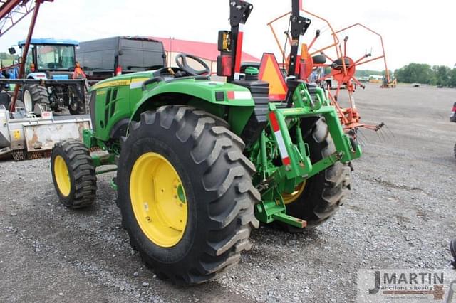 Image of John Deere 4052M equipment image 2