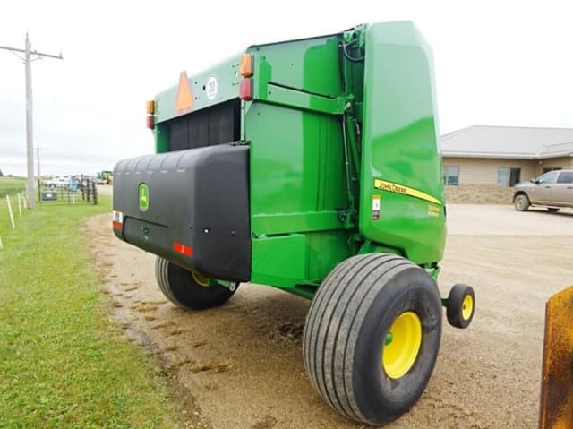 Image of John Deere 560M equipment image 3