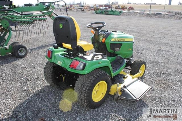 Image of John Deere X738 equipment image 1
