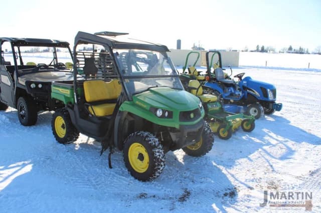Image of John Deere XUV 560E equipment image 1