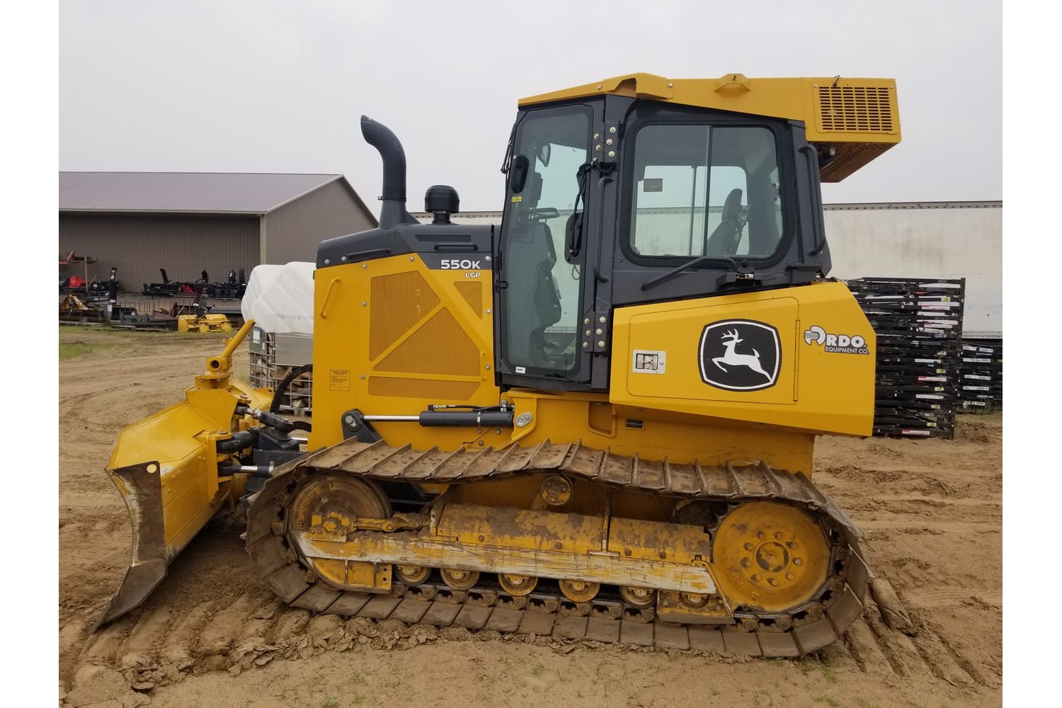 2022 John Deere 550K LGP Equipment Image0