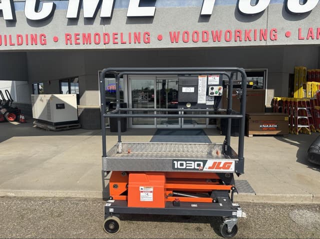 Image of JLG 1030P equipment image 1