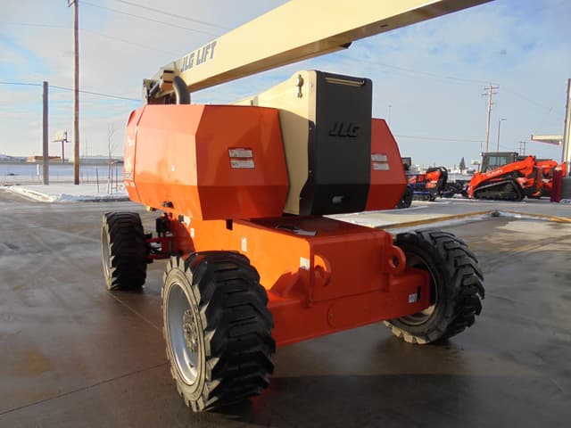 Image of JLG 800AJ equipment image 4