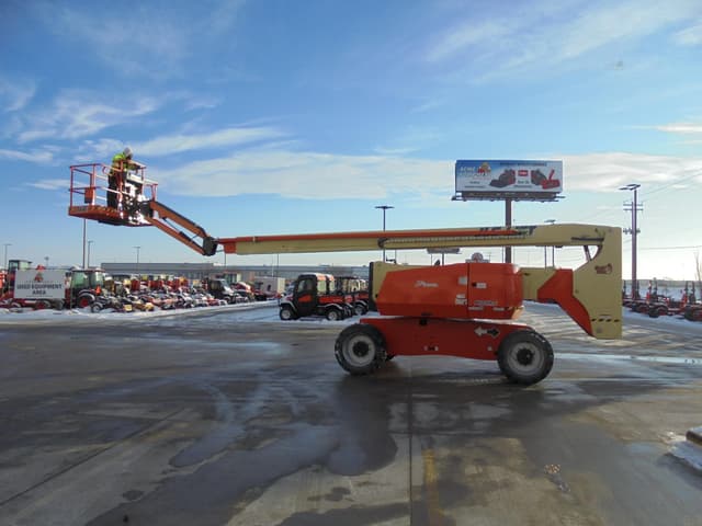 Image of JLG 800AJ equipment image 3