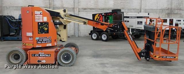 Image of JLG E300AJP equipment image 3