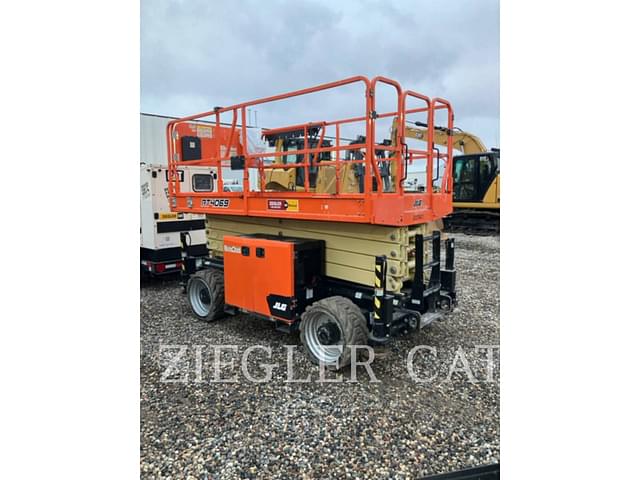 Image of JLG RT4069 equipment image 4