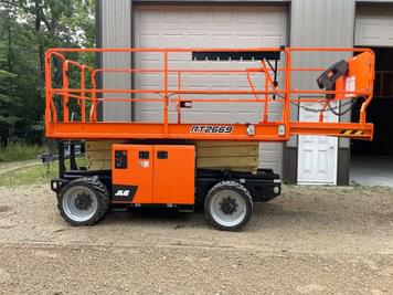 Main image JLG RT2669