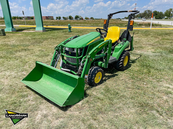 2022 John Deere 1023E Equipment Image0